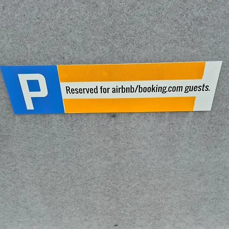 Δωμάτια σε οικογενειακή κατοικία Vaerelse, Tv-stue Og Spiserum Uden Vand, Ikke Kokken, Pa Forste Sal , Eget Badevaerelse I Stueetagen Kvaerndrup